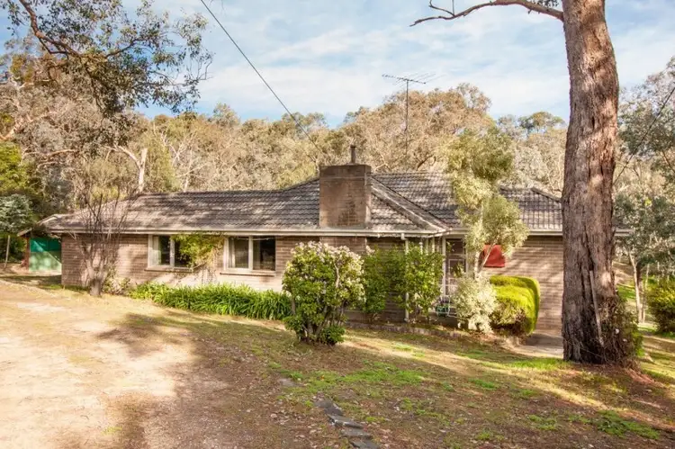 Second view of Homely house listing, 71 Thompson Crescent, Research VIC 3095