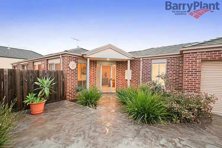 2/26 Spicer Boulevard, Altona Meadows VIC 3028
