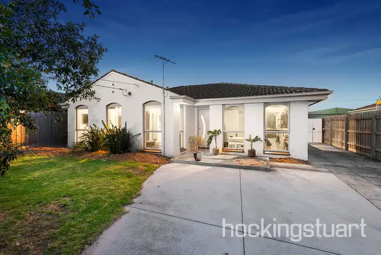 11 Hummerstone Road, Seaford VIC 3198