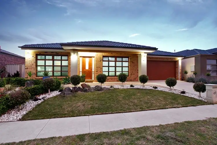 10 Viaduct Parade, Truganina VIC 3029