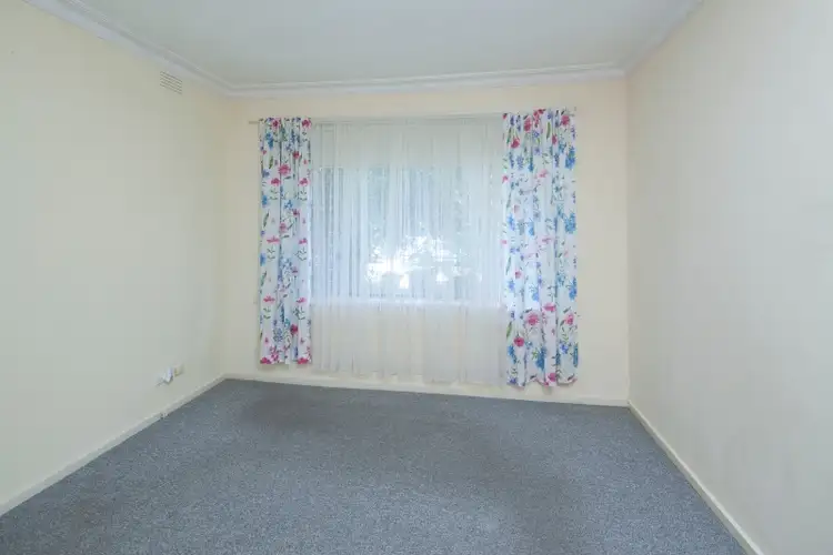 Fifth view of Homely house listing, 32 Parkmore Road, Keysborough VIC 3173