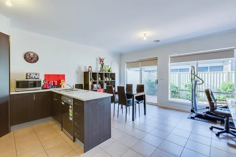 Fourth view of Homely house listing, 18 David Circuit, Hillside VIC 3037