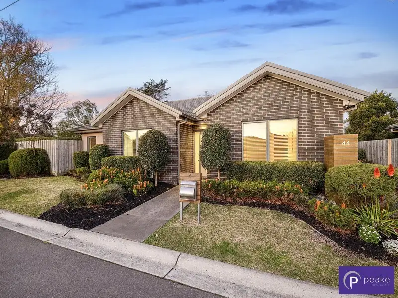 Main view of Homely unit listing, 4/44 Railway Avenue, Beaconsfield VIC 3807