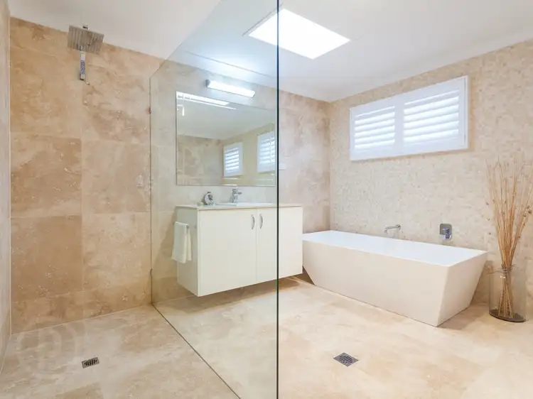 Fourth view of Homely house listing, 4 Jenee Street, Jindalee QLD 4074