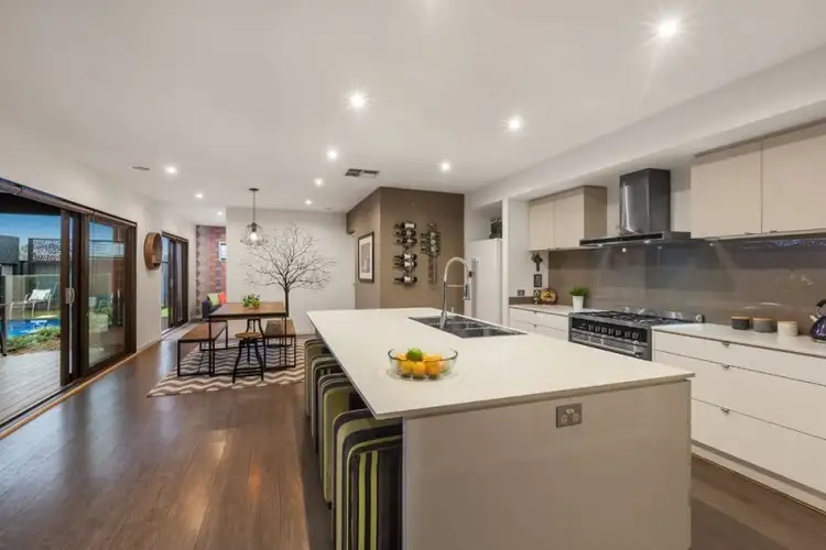 Second view of Homely house listing, 10 Ludeman Drive, Wollert VIC 3750