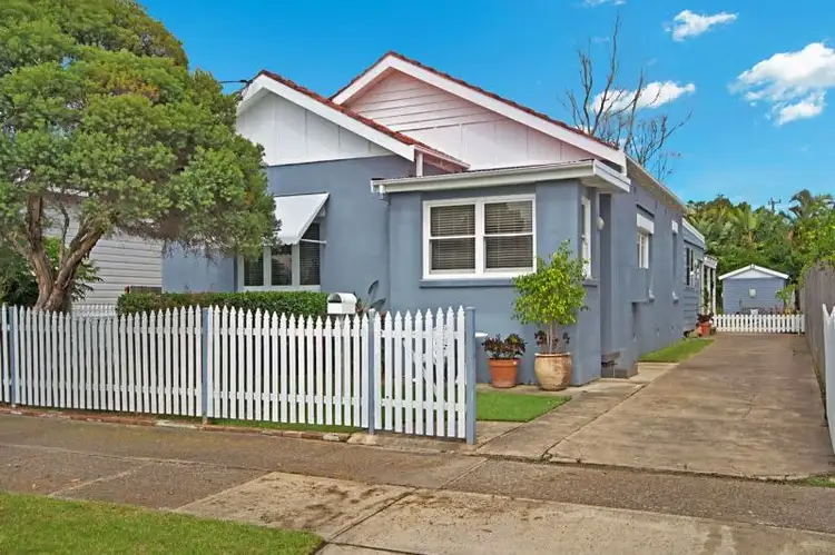 7 Cram Street, Merewether NSW 2291