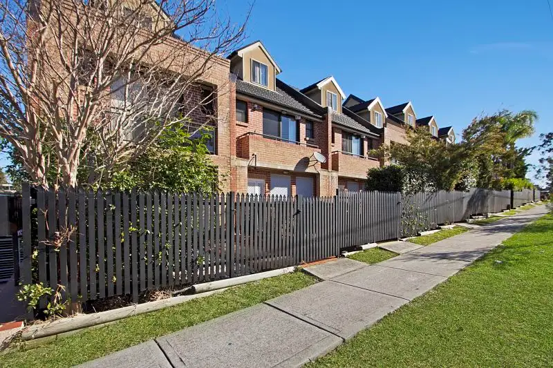 Main view of Homely townhouse listing, 2/24-28 Cleone Street, Guildford NSW 2161