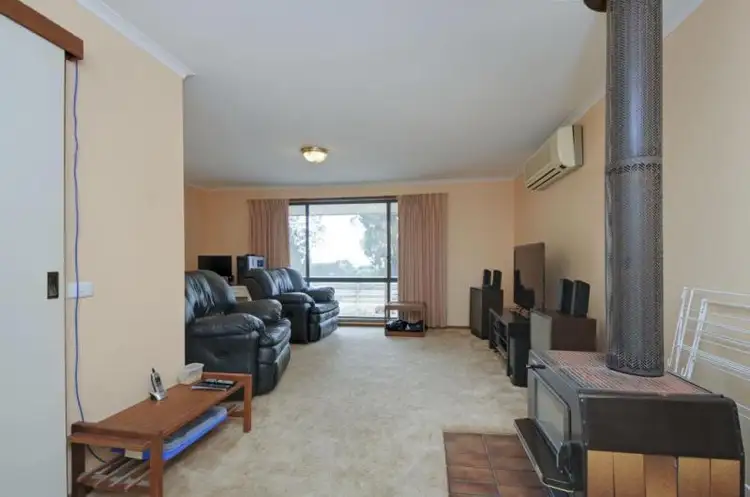 Fourth view of Homely house listing, 40 Travoyers Road, Toongabbie VIC 3856