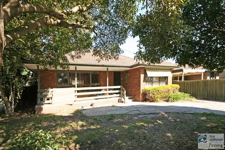 12 Roma Avenue, Cranbourne VIC 3977