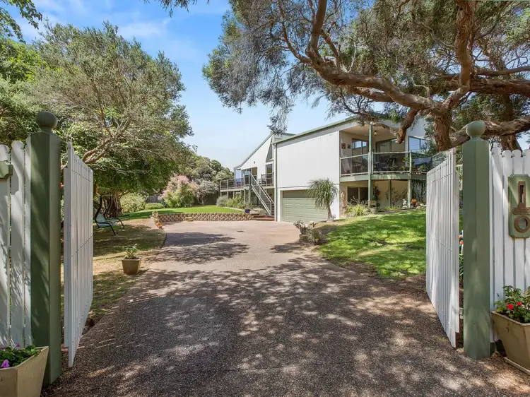 17-19 Maryrose Street, Blairgowrie VIC 3942