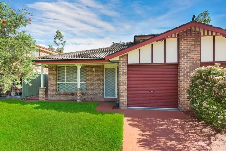 5a Lakewood Drive, Woodcroft NSW 2767