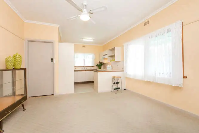 Fifth view of Homely house listing, 9 Jude Avenue, Mildura VIC 3500