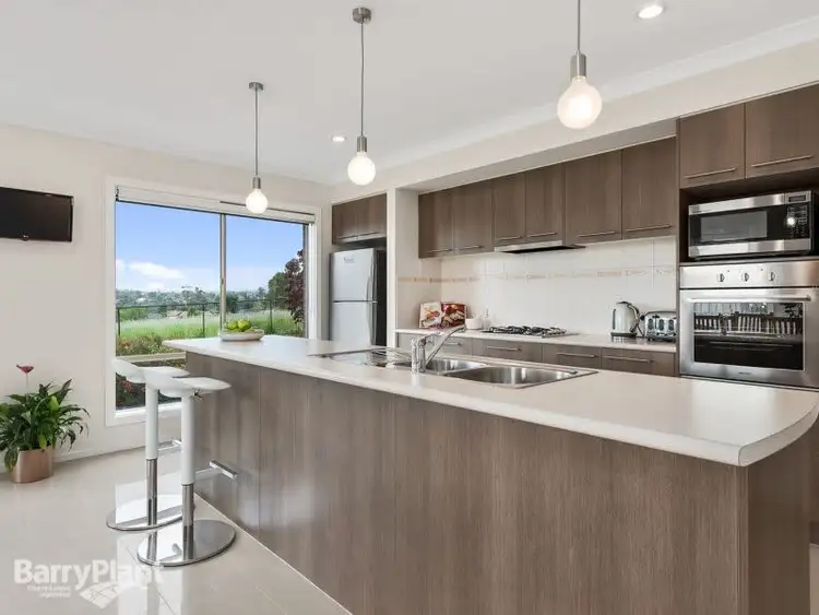 34 Norvel Road, Ferntree Gully VIC 3156