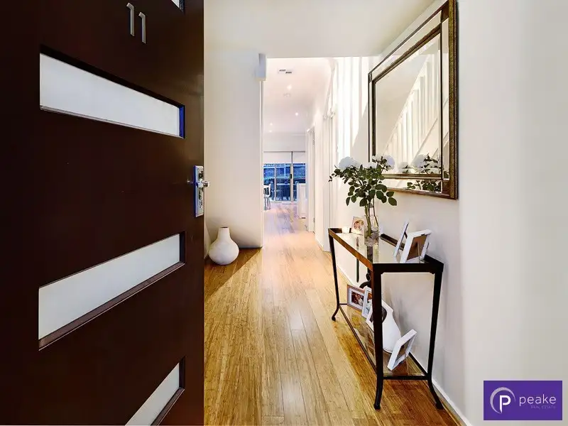 Main view of Homely townhouse listing, 11/25 Canberra Avenue, Berwick VIC 3806