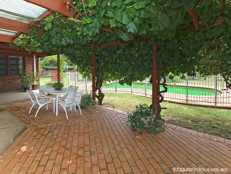Second view of Homely house listing, 5 Springvale Drive, Springvale NSW 2650