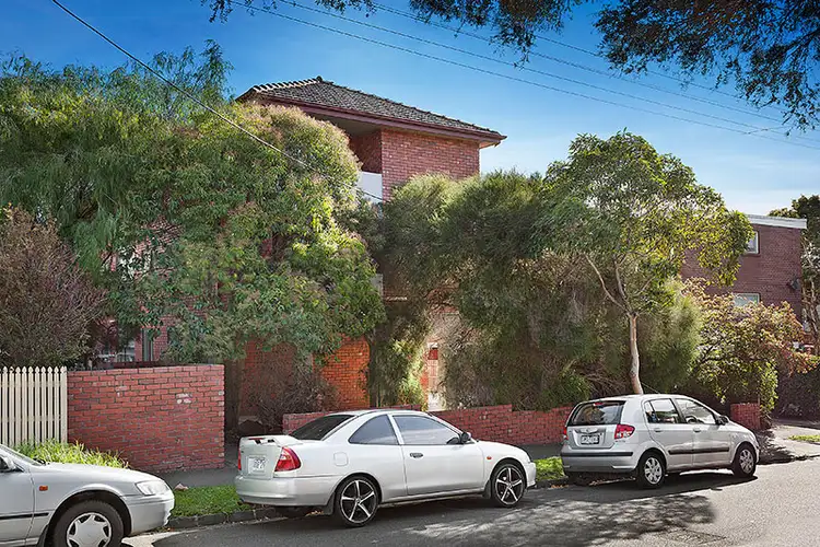 2/19 Gladstone Street, Kew VIC 3101