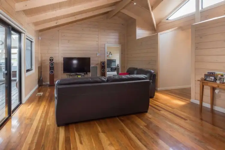 Fifth view of Homely house listing, 1 Selwyn Street, Miners Rest VIC 3352