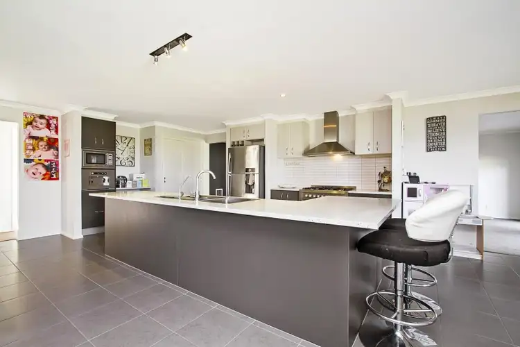 Second view of Homely house listing, 9 Golden Elm Court, Kilmore VIC 3764