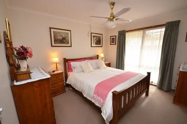 Sixth view of Homely house listing, 9 Oberin Court, Echuca VIC 3564