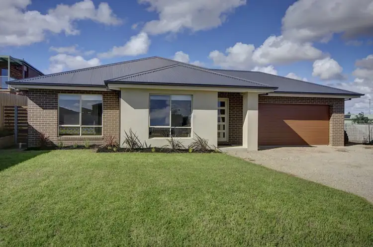 18 Burchill Court, Leopold VIC 3224