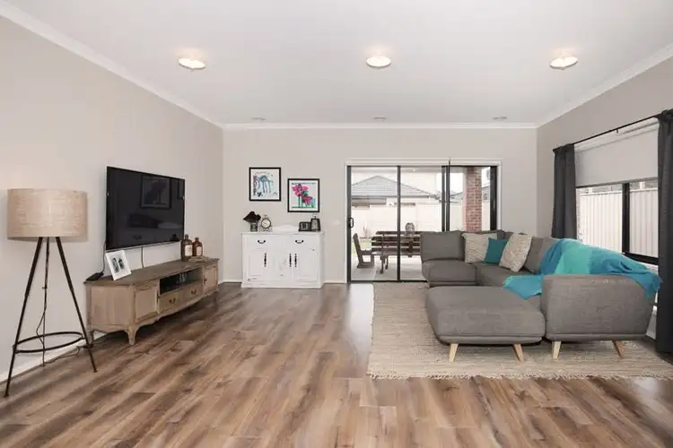 Fifth view of Homely house listing, 34 Threadneedle Street, Attwood VIC 3049