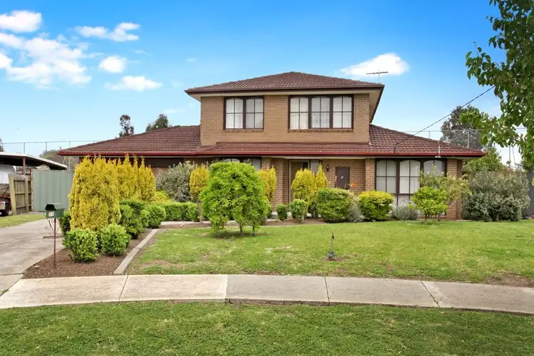 Second view of Homely house listing, 11 Oakhurst Court, Gladstone Park VIC 3043