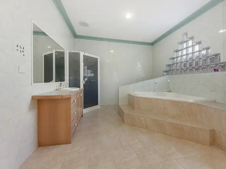 Fifth view of Homely house listing, 20 Buninyong Way, Delahey VIC 3037