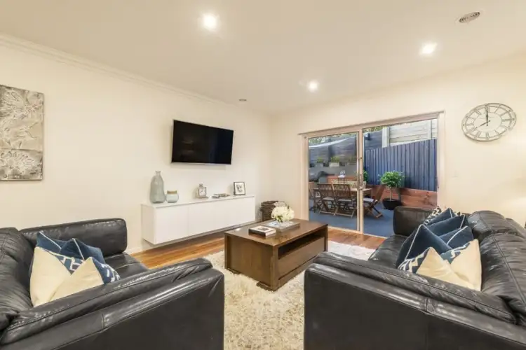 Second view of Homely house listing, 2/6 Hamilton Court, Watsonia North VIC 3087