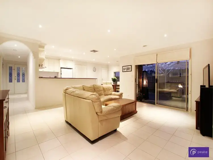 Fourth view of Homely house listing, 3 Annadale Court, Berwick VIC 3806