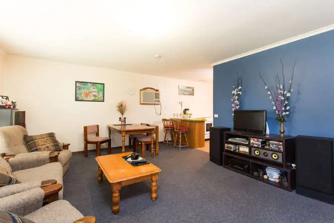 Fourth view of Homely block of units listing, 104 Hendy Road, Buronga NSW 2739
