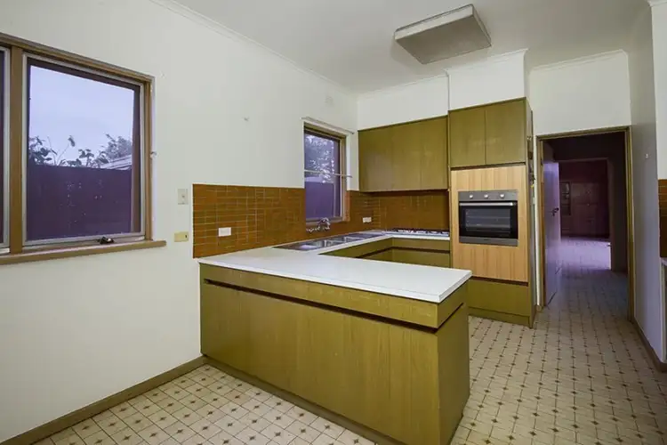 Fourth view of Homely house listing, 5 Bailey Avenue, St Kilda East VIC 3183