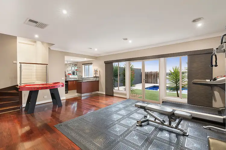 Sixth view of Homely house listing, 2 The Lough Court, Narre Warren North VIC 3804