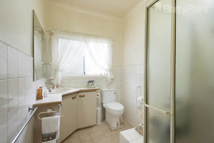 Fifth view of Homely house listing, 18 Brolga Street, Mount Waverley VIC 3149