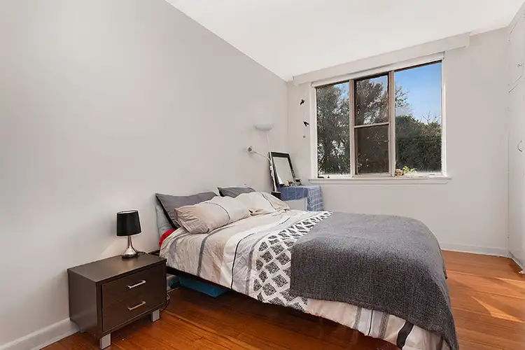 Fifth view of Homely apartment listing, 5/1 Brookfield Court, Hawthorn East VIC 3123