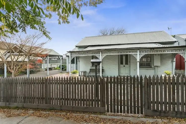 320 MacKenzie Street, Golden Square VIC 3555
