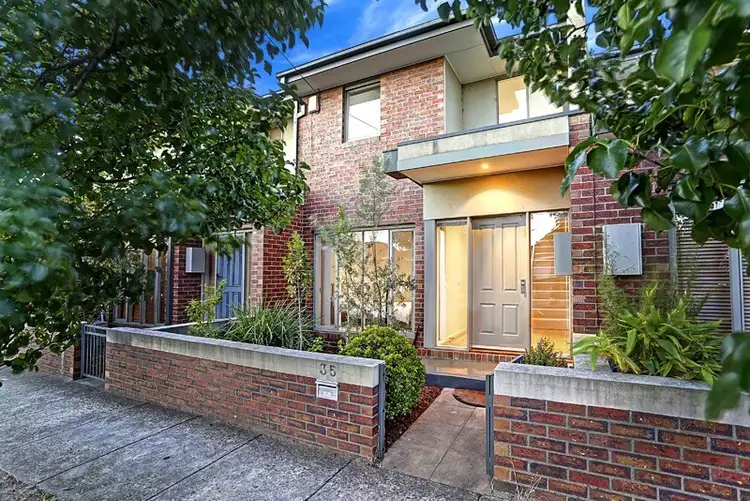 35 Highview Road, Bentleigh East VIC 3165