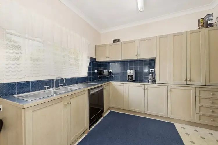Fourth view of Homely house listing, 5 Moorookyle Avenue, Hughesdale VIC 3166