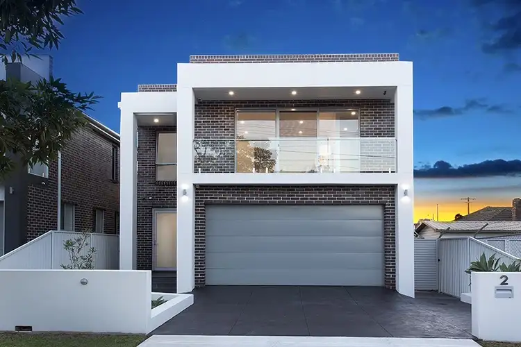 2 Loader Avenue, Beverly Hills NSW 2209