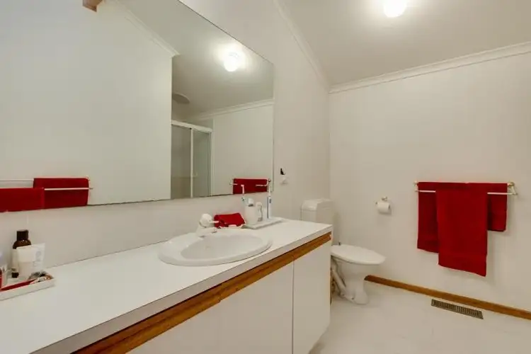 Fifth view of Homely house listing, 52 Millbank Drive, Mount Eliza VIC 3930