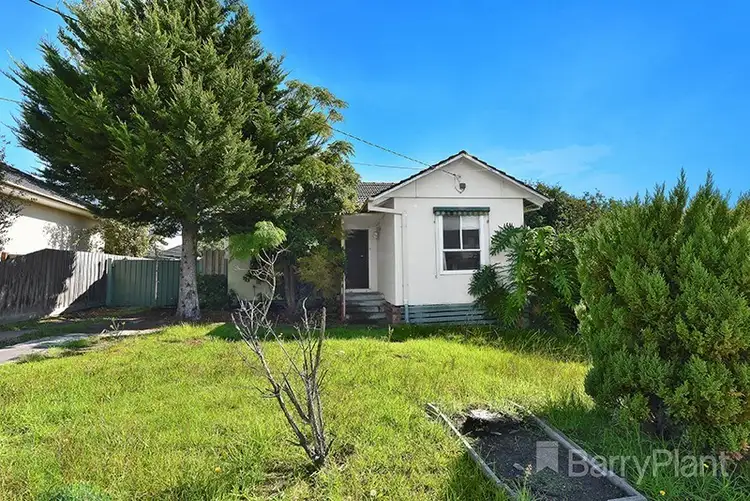 Main view of Homely house listing, 5 Moorong Street, Chadstone VIC 3148