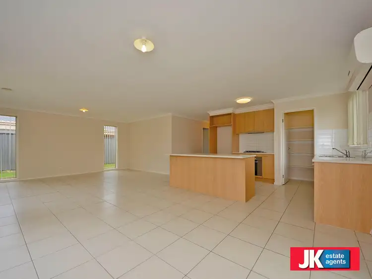 Fifth view of Homely house listing, 3 Soaring Road, Tarneit VIC 3029