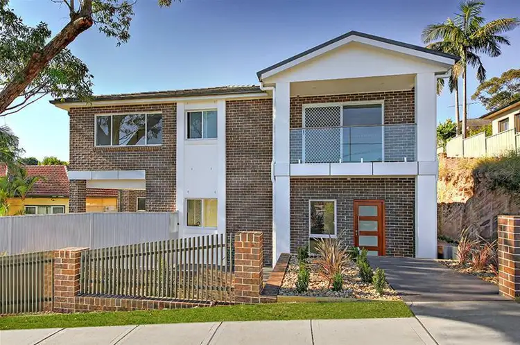 2-3/38 Johnstone Street, Peakhurst NSW 2210