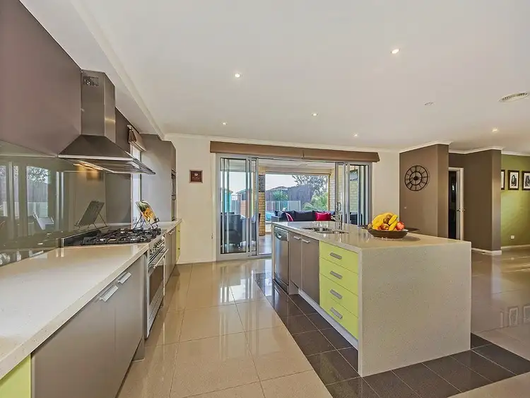 Sixth view of Homely house listing, 8 Kirribilli Blvd, Taylors Hill VIC 3037