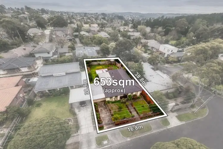 13 Arawata Drive, Doncaster East VIC 3109