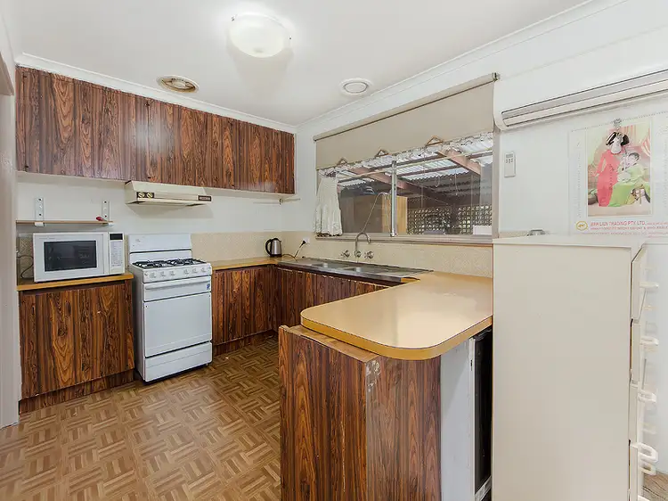 Fourth view of Homely house listing, 7 Trevose Court, Albanvale VIC 3021