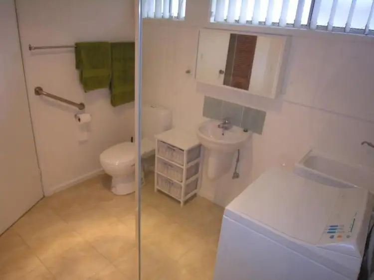 Fifth view of Homely unit listing, 4/391 York Street, Sale VIC 3850