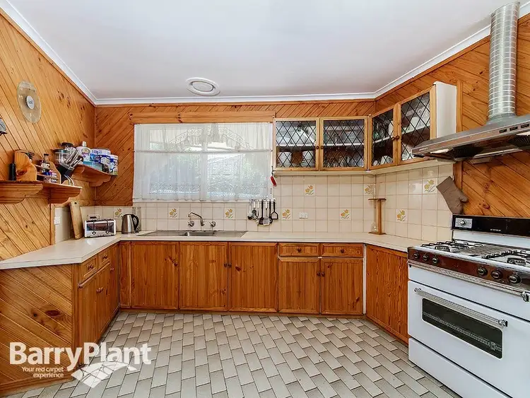 Fourth view of Homely house listing, 11 Breydon Court, St Albans VIC 3021