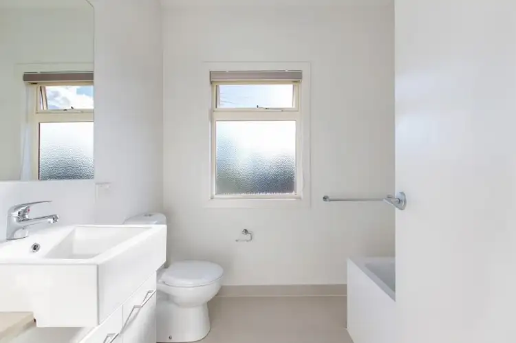 Sixth view of Homely townhouse listing, 1/8 Euroka Street, Chadstone VIC 3148