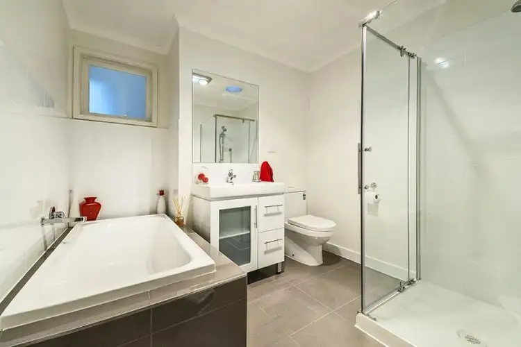 Fifth view of Homely house listing, 1 Frost Court, Bundoora VIC 3083