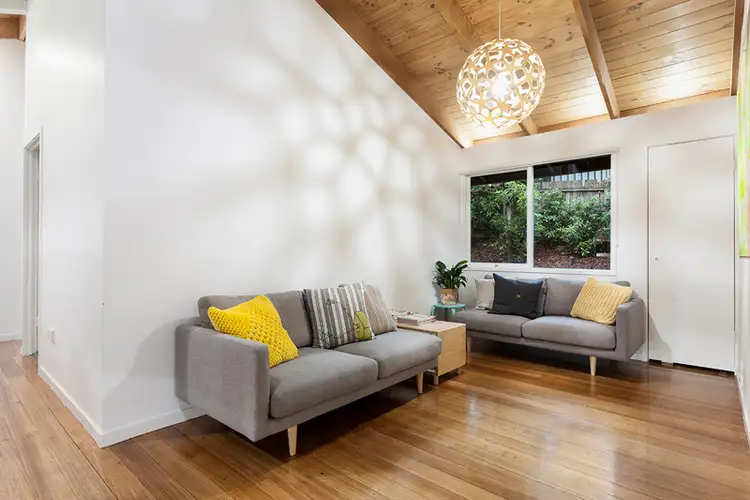 Sixth view of Homely house listing, 11 Jelbart Court, Eltham VIC 3095